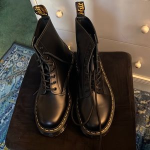 Dr. Martens Air-Wair